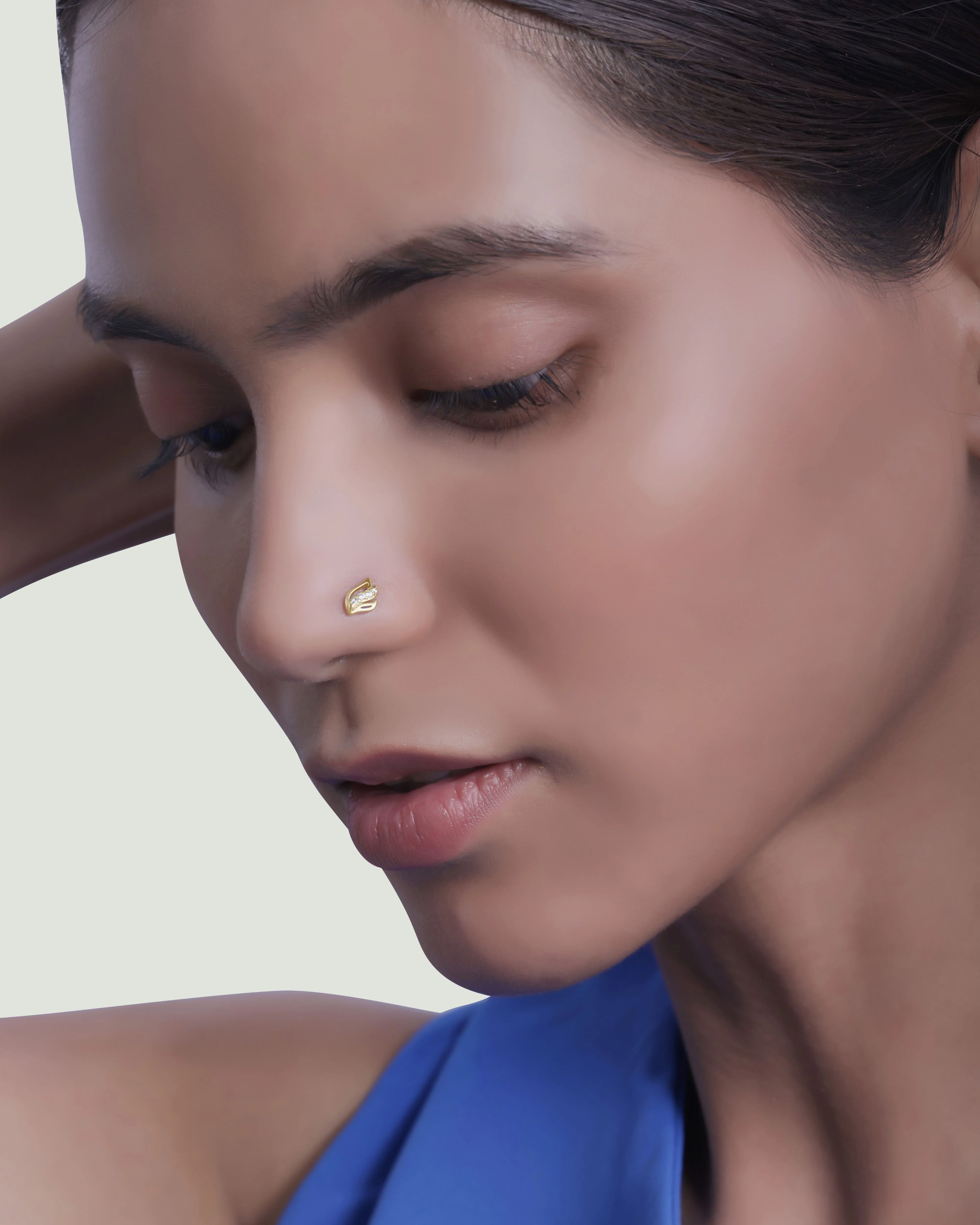 Leaf Glow Nose Pin - Image 2