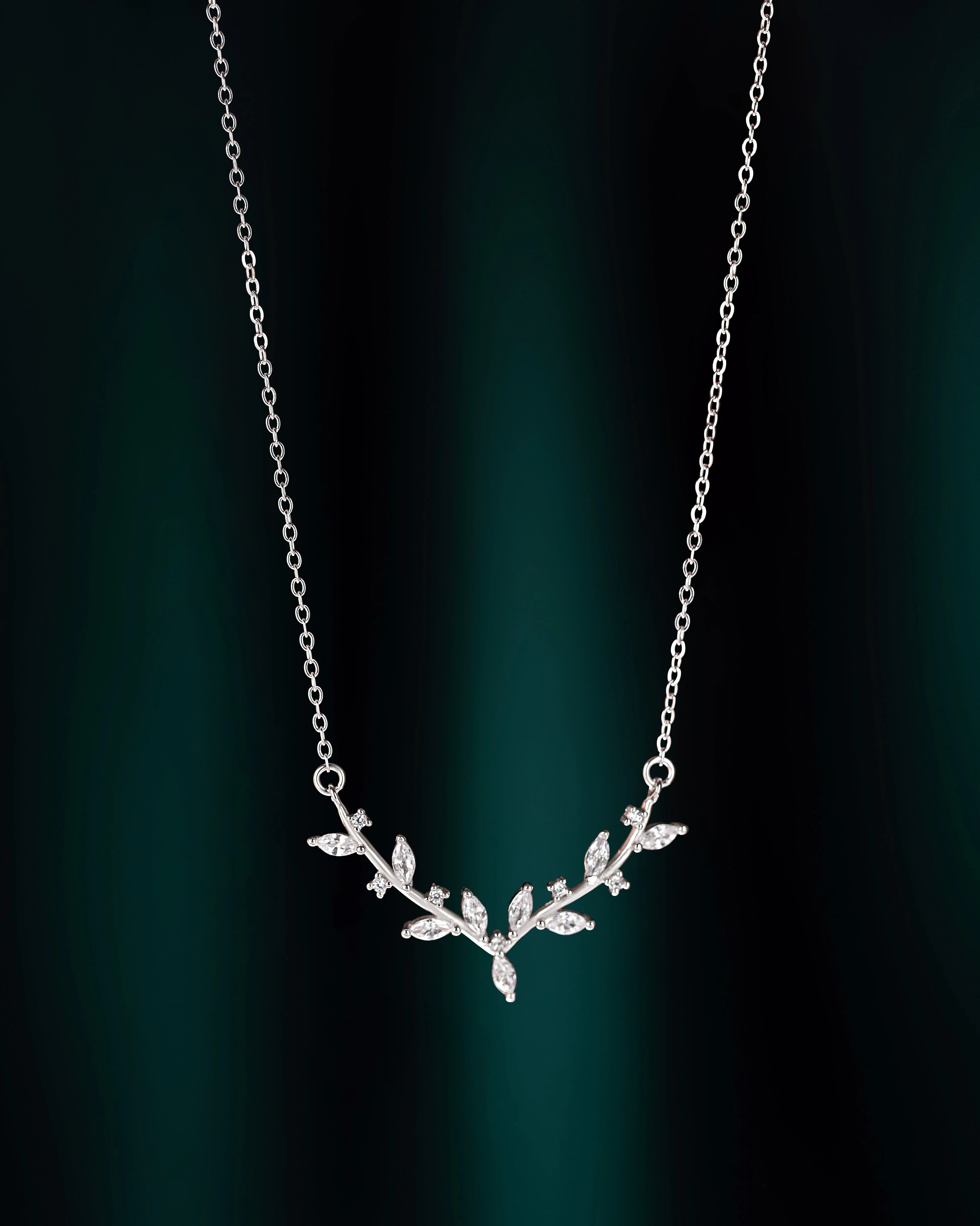 Garland - Effortless Luxury - Image 2