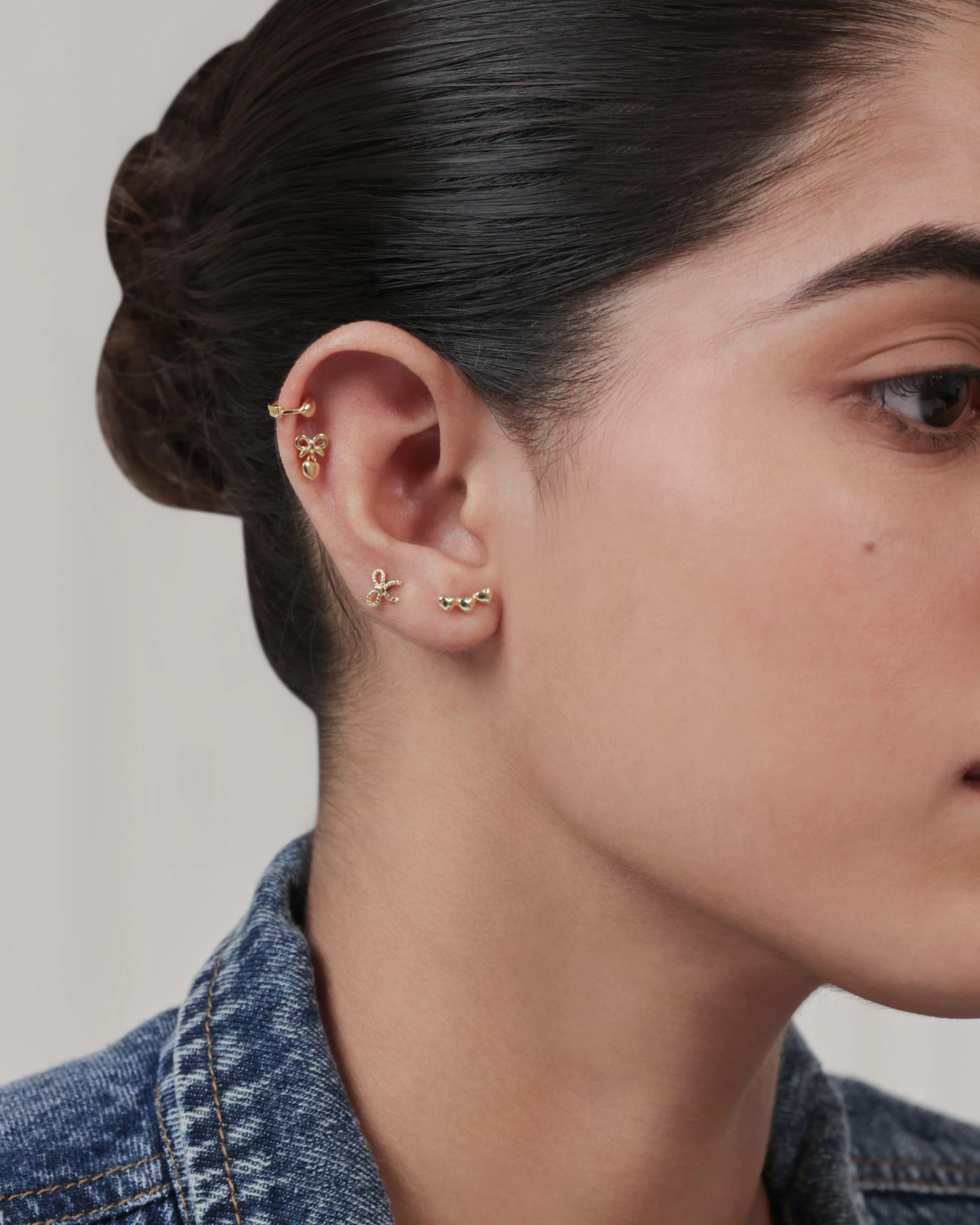 Twisted Bow Knot Flat Back Stud Earrings - Image 5