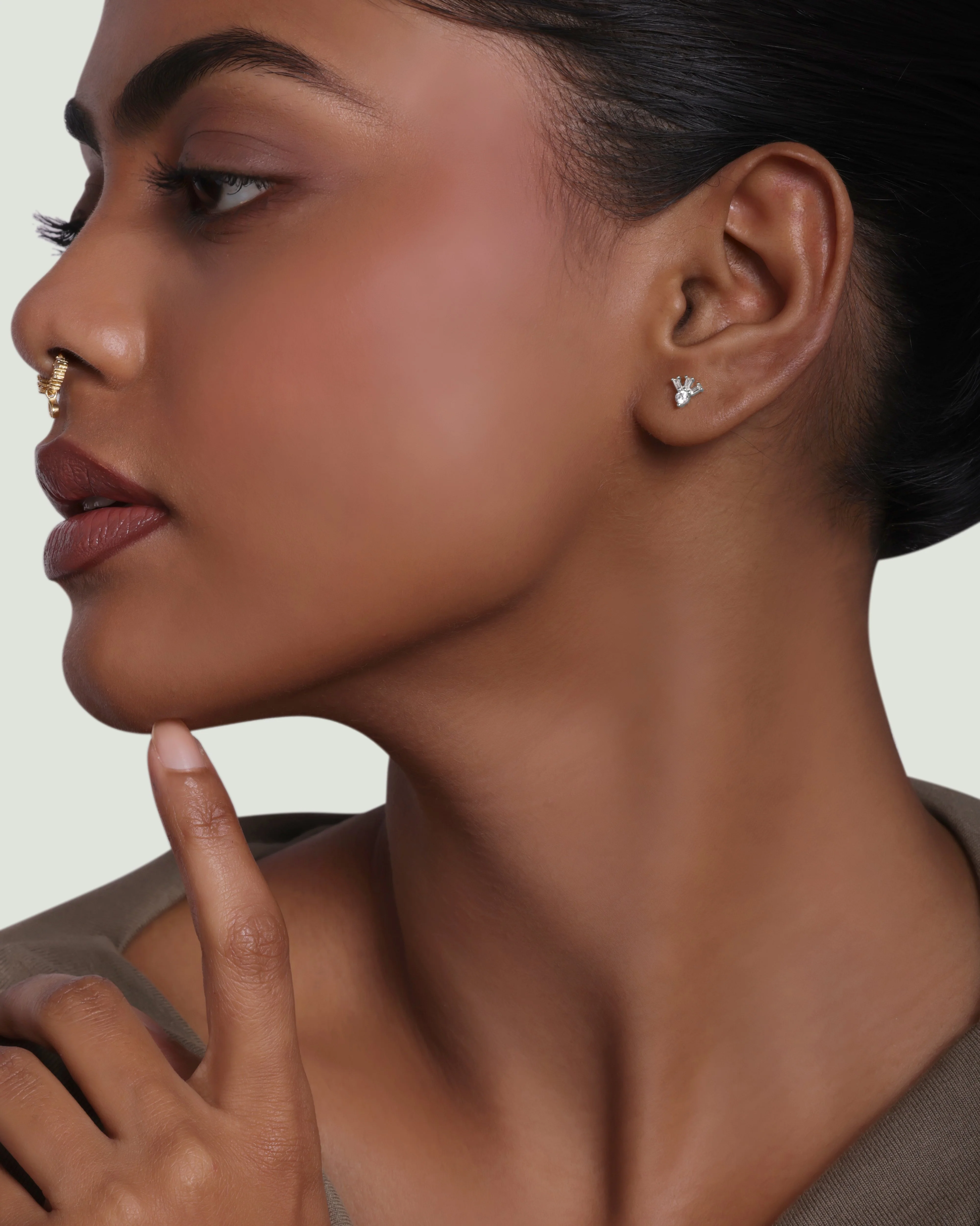 Baguette Rays Stud Earrings - Image 3