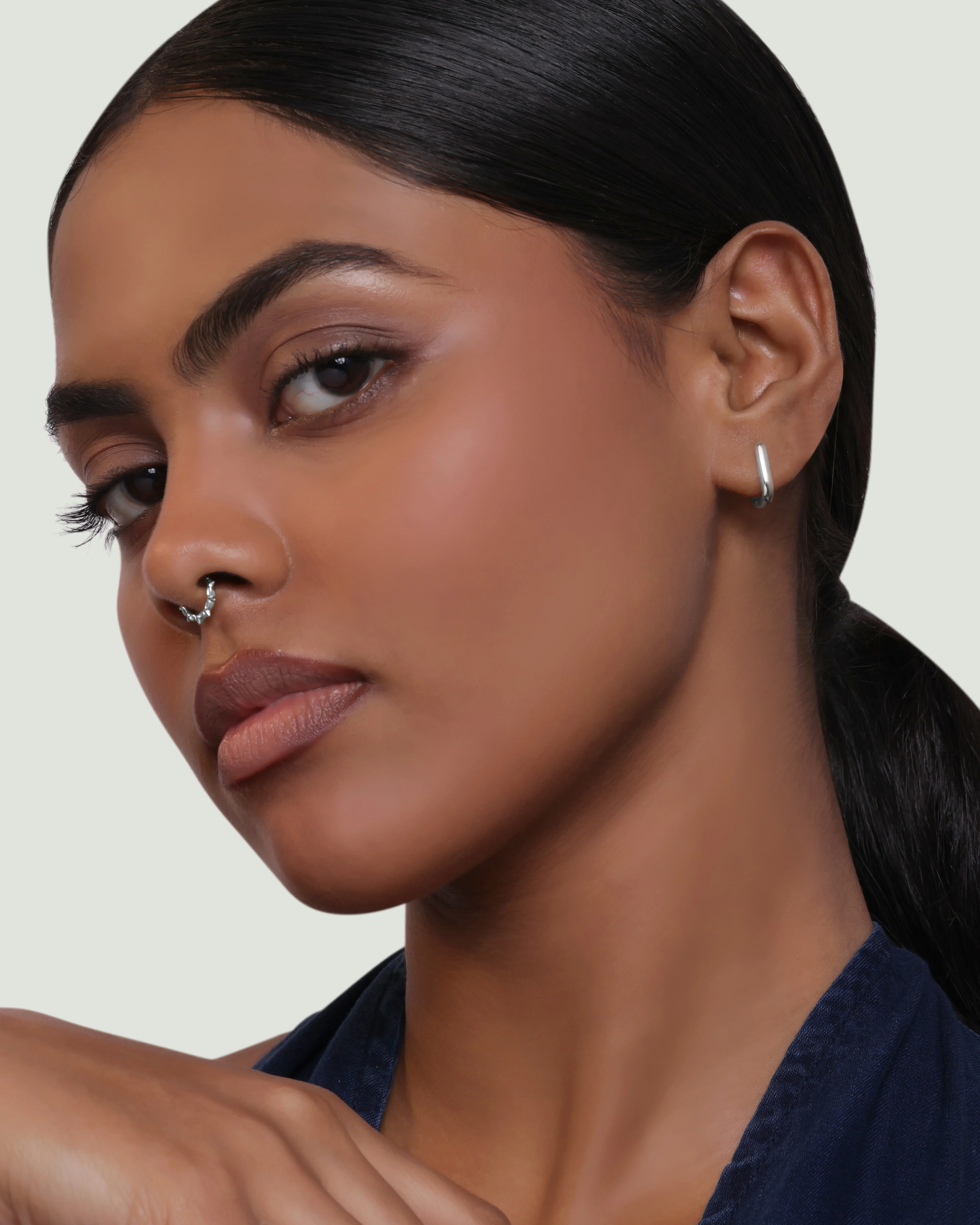 Minimalist U Shape Huggee Hoop Earrings - Image 2