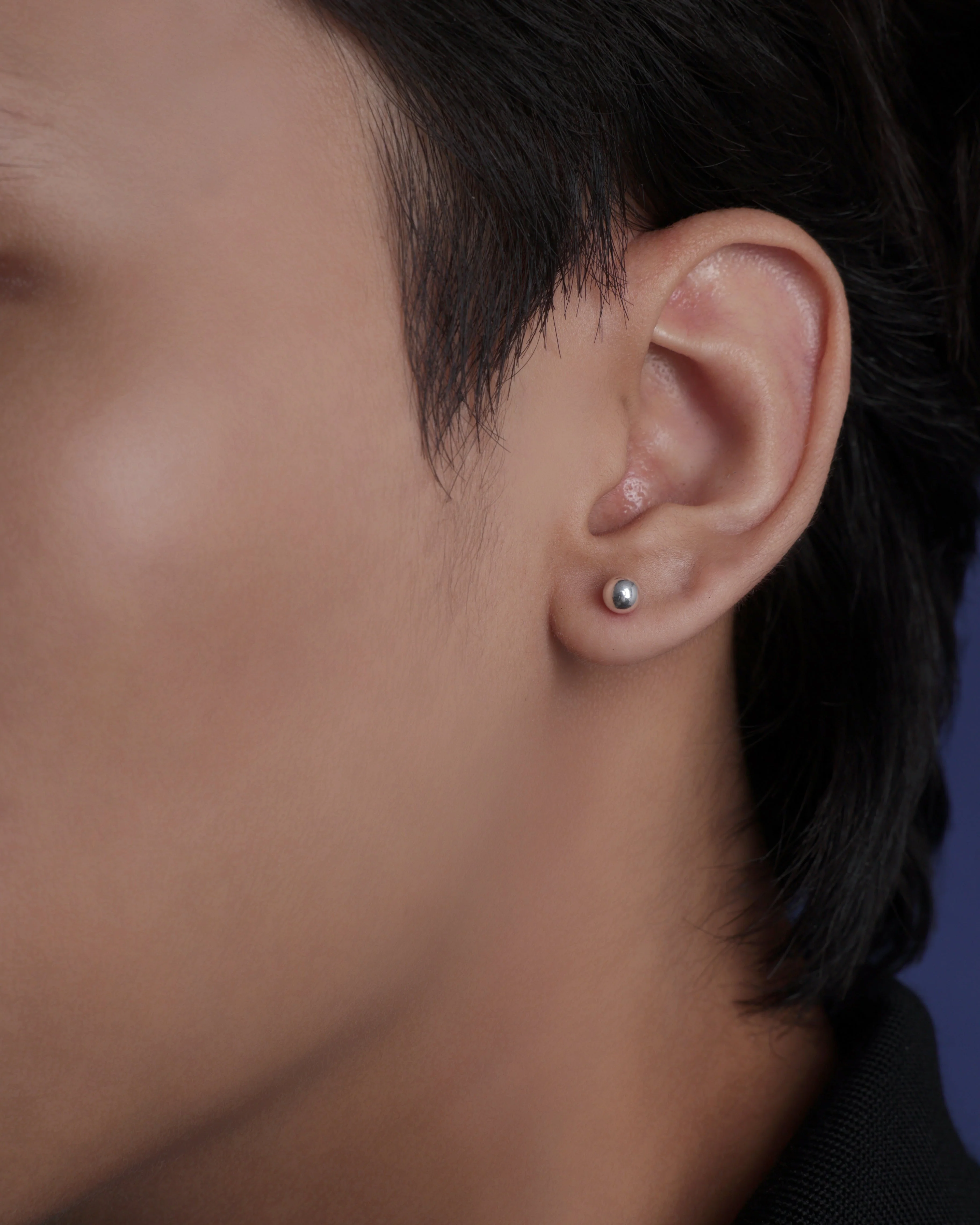 Silver Dot Stud Men's Earrings - Image 2