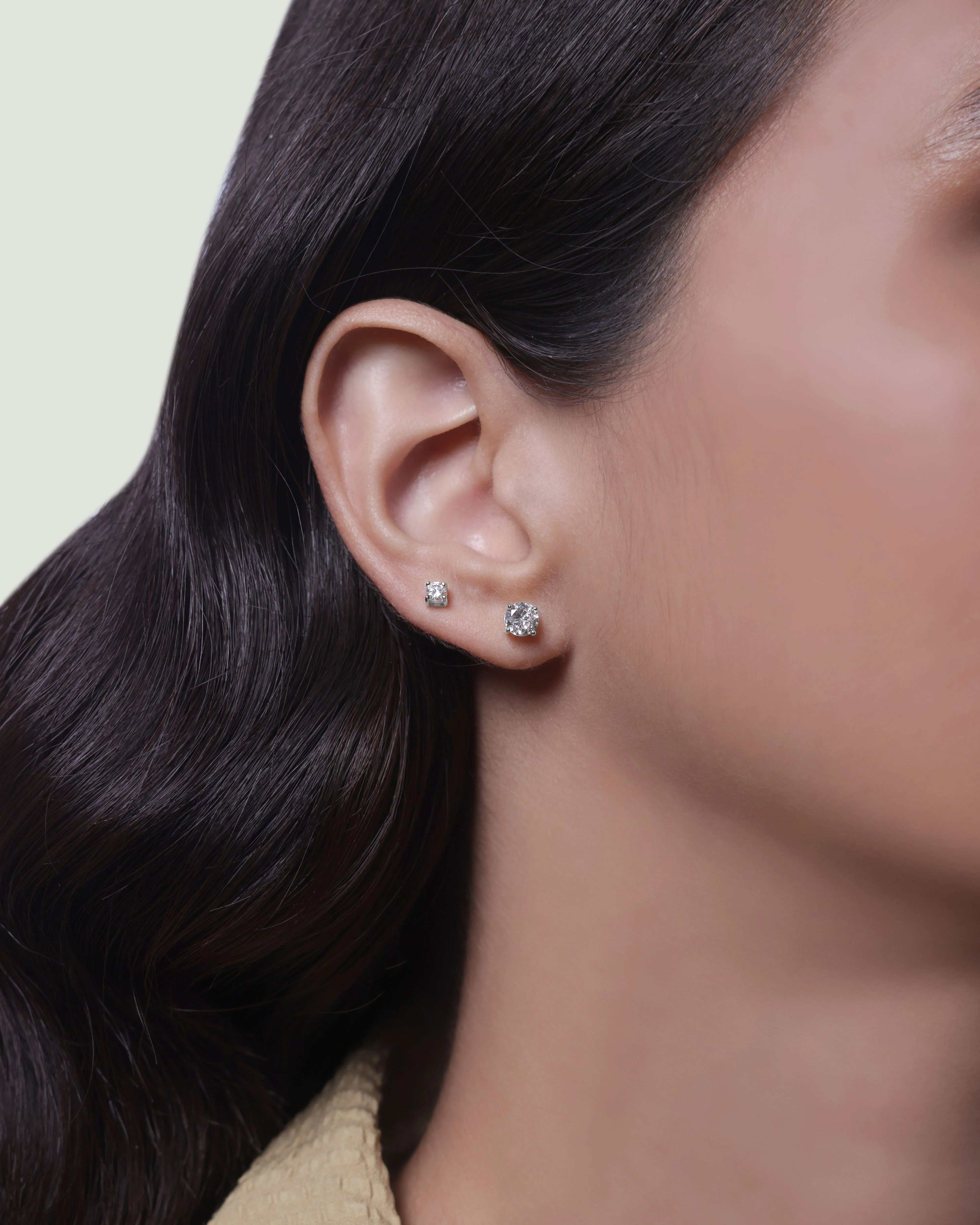 Single Solitaire Flat Back Screw Stud Earrings - Image 2